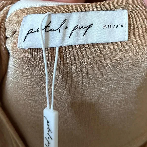 Petal & Pup Sandy Gold Metallic Scarlette Halter Cutout Maxi Dress Size 12 - Picture 6 of 9